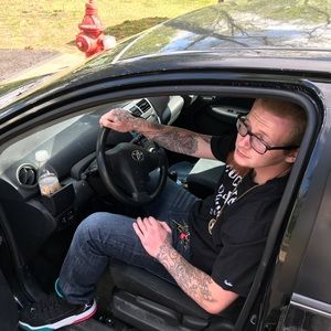 Meet your Posher, Dakota